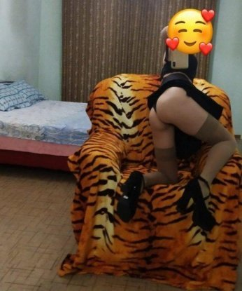 🌟 Мое имя - Анна. Живу в Москве, готова встретиться с тобой в уютной атмосфере моей уютной квартиры или приехать к тебе, если предпочитаешь. 💫
Я предлагаю широкий спектр эротических услуг, которые удовлетворят любой твой каприз. 💋 Я мастерица в массаже и могу расслабить твое тело и душу своими нежными прикосновениями. Чувственные стриптиз и оральные ласки придадут нашему вечеру пикантность. 💦
Мои фото настоящие, без фотошопа! Ты увидишь, насколько я сексуальна и привлекательна. 😍 У меня есть отличные отзывы, которые говорят о моей талантливости и внимании к мужчине.
Доверься мне, и я сделаю все возможное, чтобы ты испытал настоящий экстаз. Позвони мне прямо сейчас, чтобы ощутить все, о чем ты так давно мечтал! 💫😉 Валентина